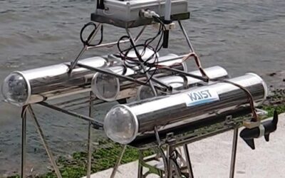Un robot per matar les meduses