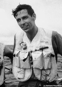 Jacques Piccard, al 1960 després de baixar a la fossa de les Marianes
